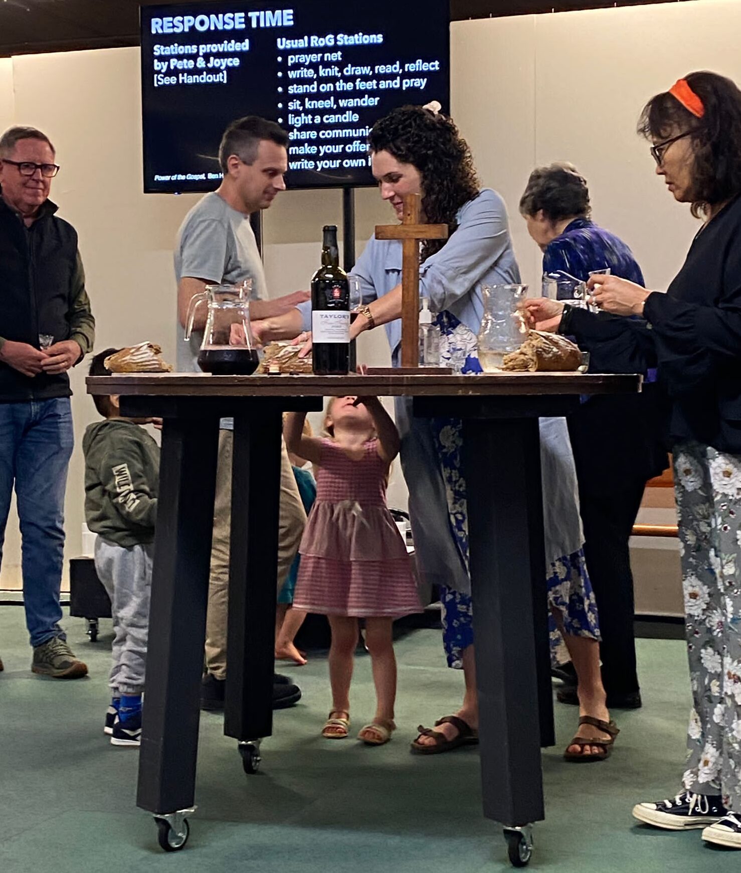 Communion & Reflection 3c2ecd6d f0e5 4fe6 89fd d9d9d79d1058